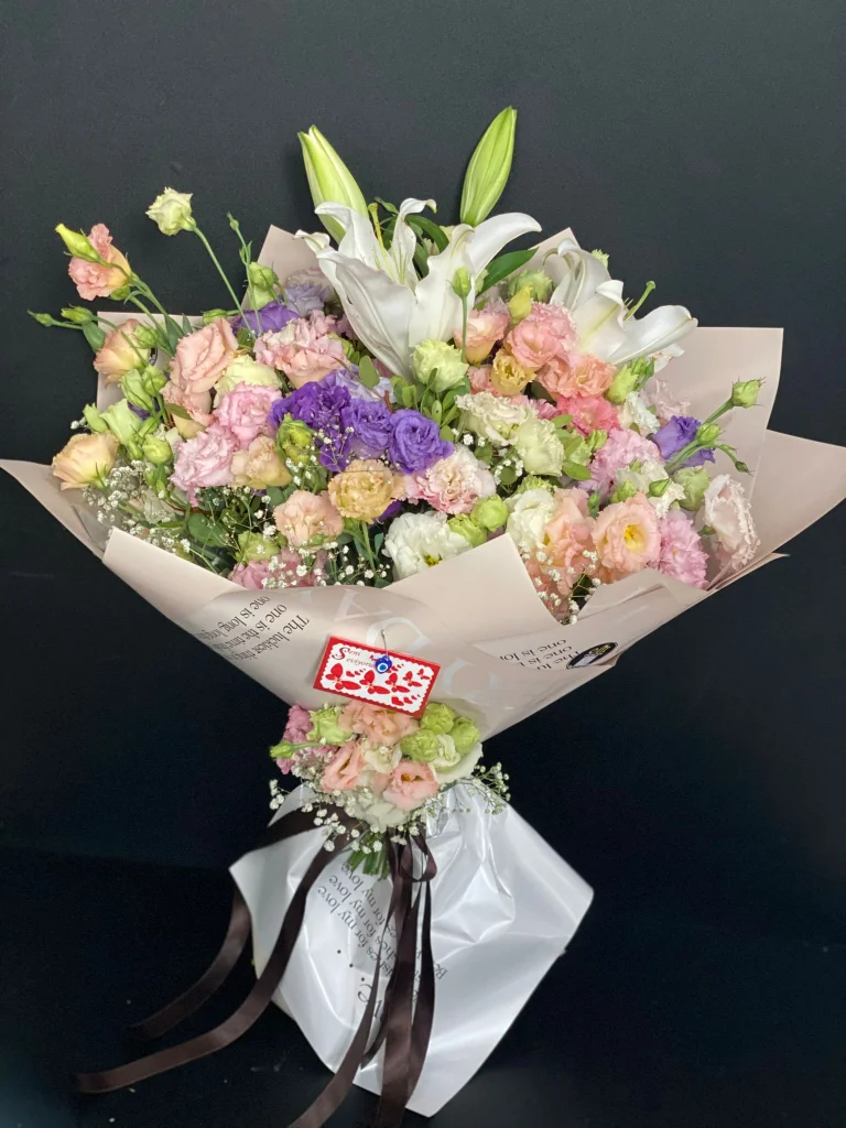 Kazablankalı Lusianthus Buketi